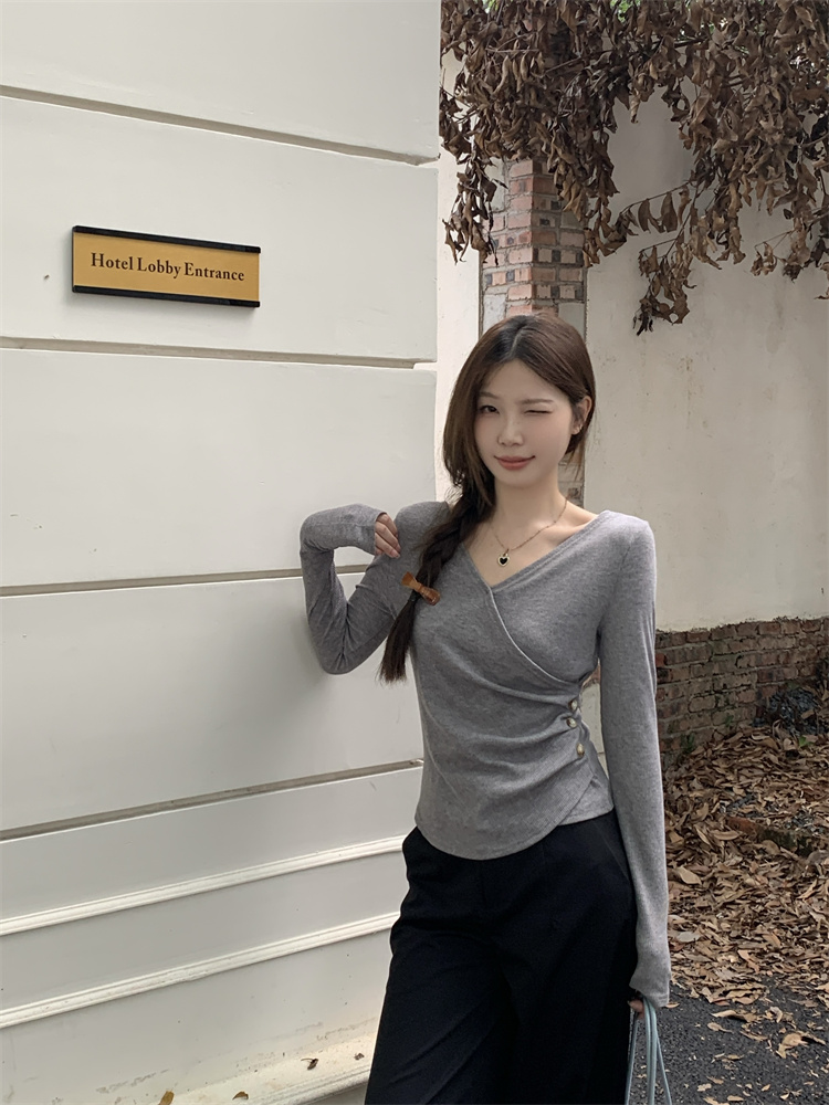 2025 Autumn New Solid Color Slim Fit Long Sleeve Women's Top - Image 2