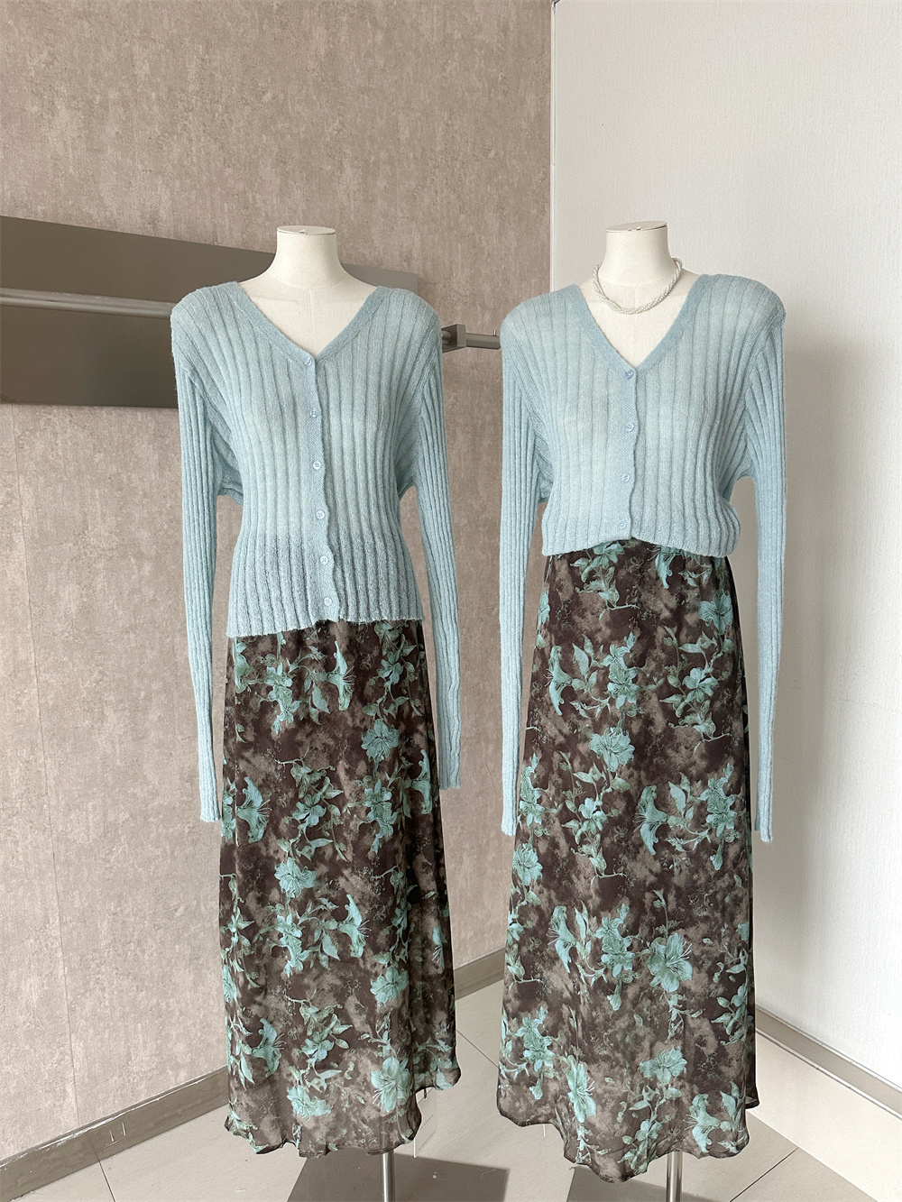 2026 Autumn Korean Style Two-Piece Set Women's Knit Cardigan Floral High Waist Skirt